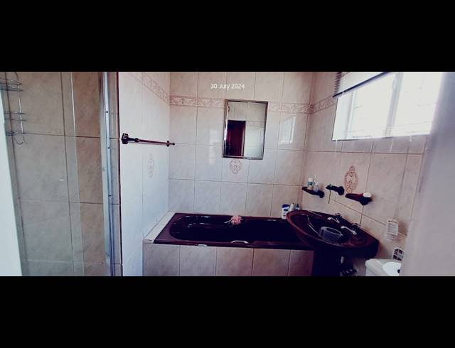 3 BEDROOM FREESTANDING FOR SALE IN NORTHDALE